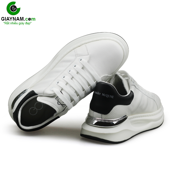 Giày thể thao nam trắng đế cao; GC22602T3
